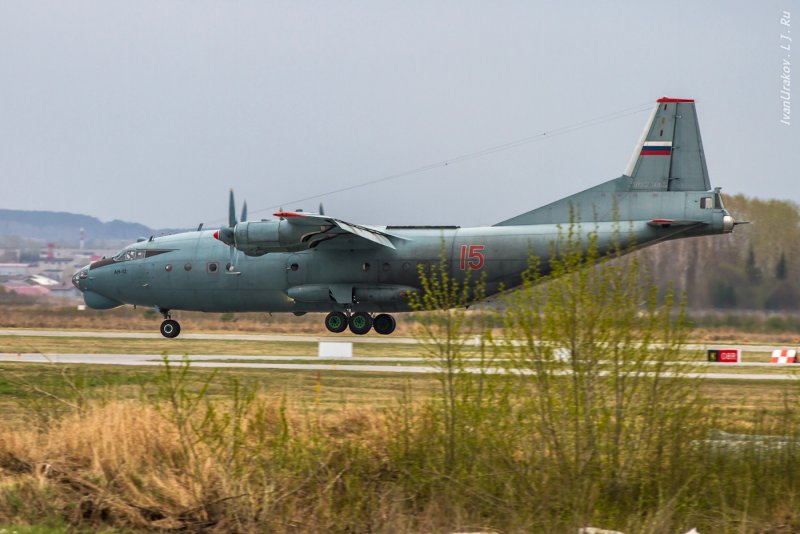 Самолёт як-42