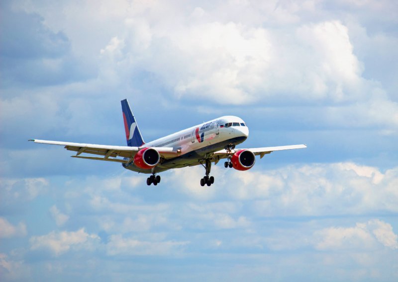 Самолет Боинг 777 салон