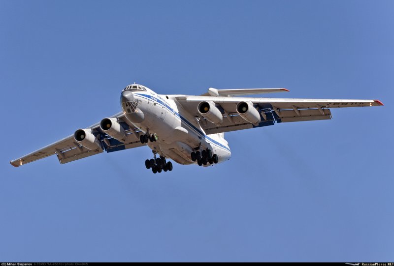 Самолёт ил-76 Оренбург