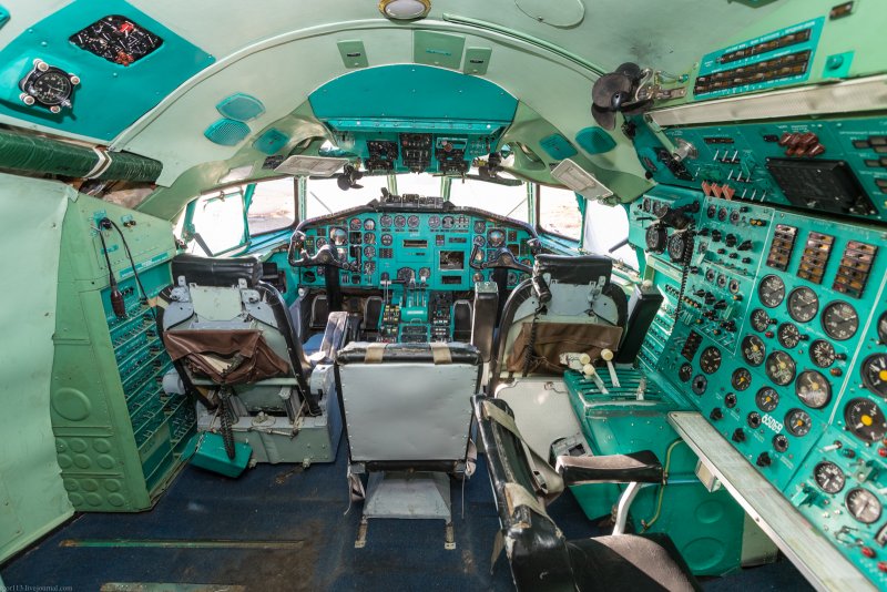 Ту-154м кабина