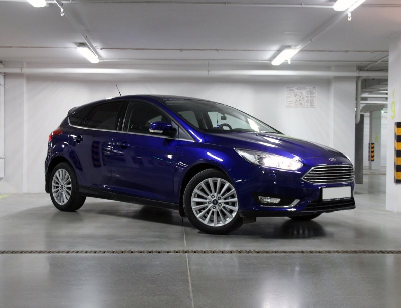 Ford Focus 2017 седан ECOBOOST
