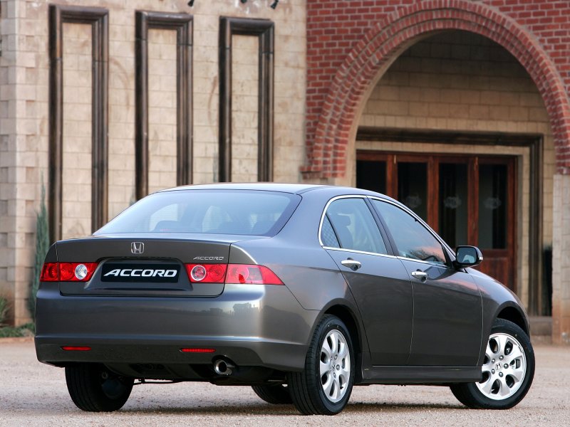 Honda Accord 2007 красный