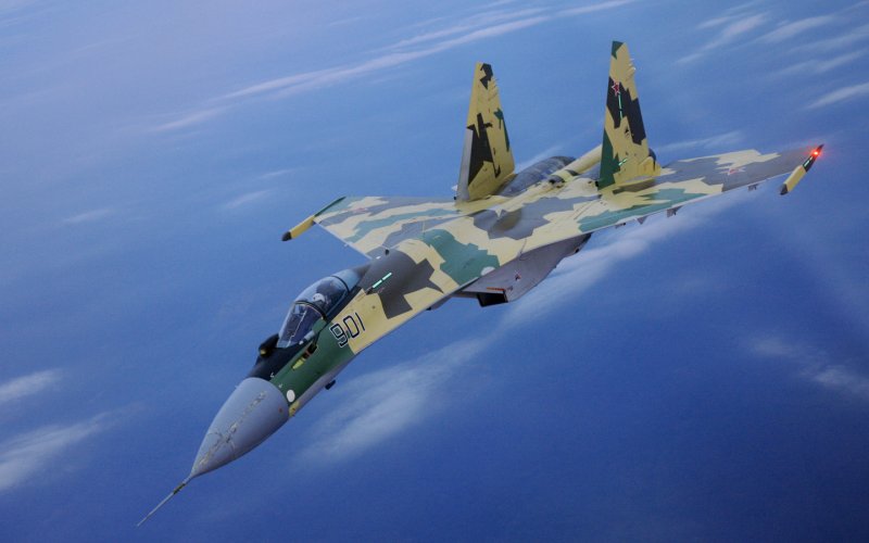 Российский самолет Су 35