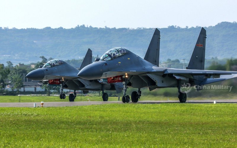 Самолёт j-16 фото