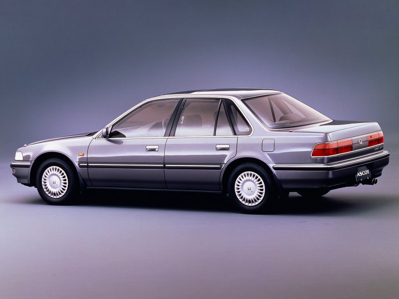 Honda Ascot 1