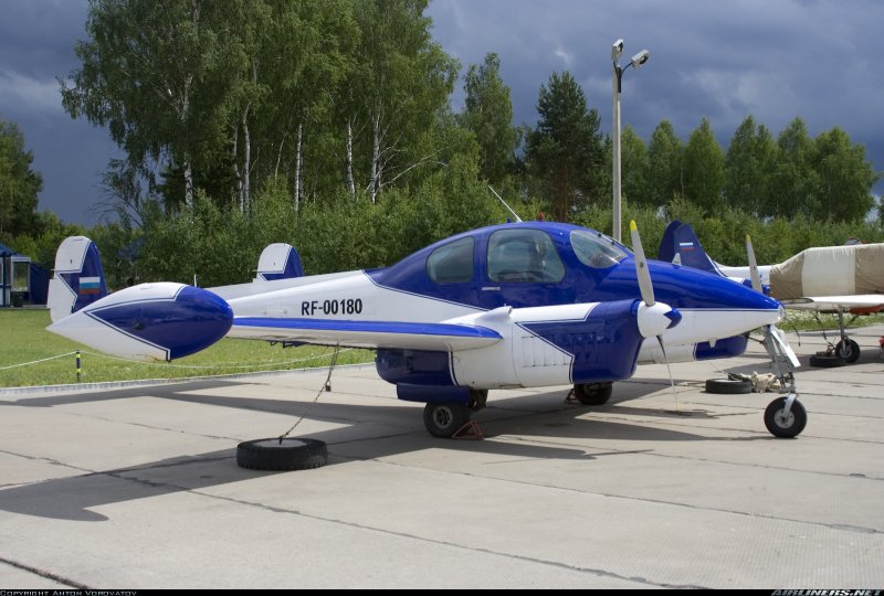 Морава l-200