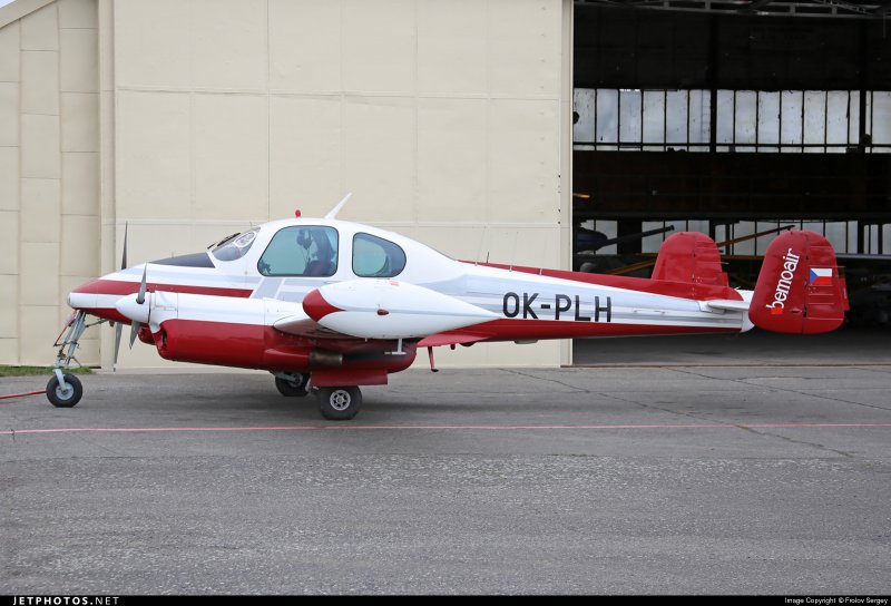 Самолёта Let l-200 Morava