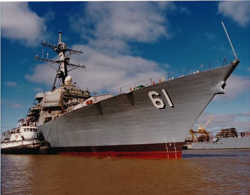 Эсминец USS Ramage (DDG-61)