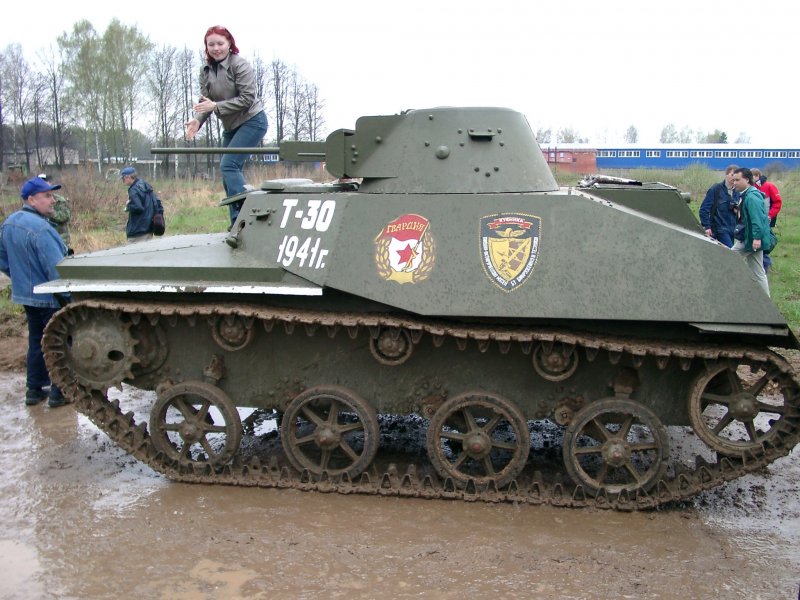 Танкетка т-30