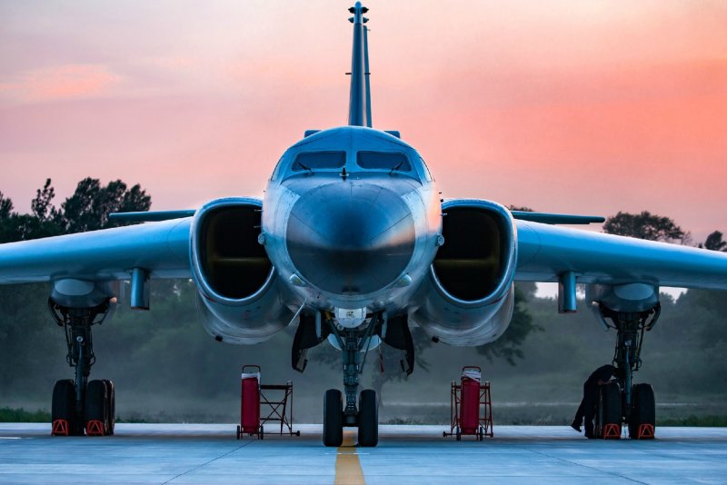 H-6n бомбардировщик
