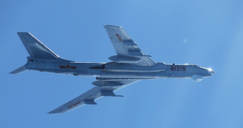 Хун 6к бомбардировщик