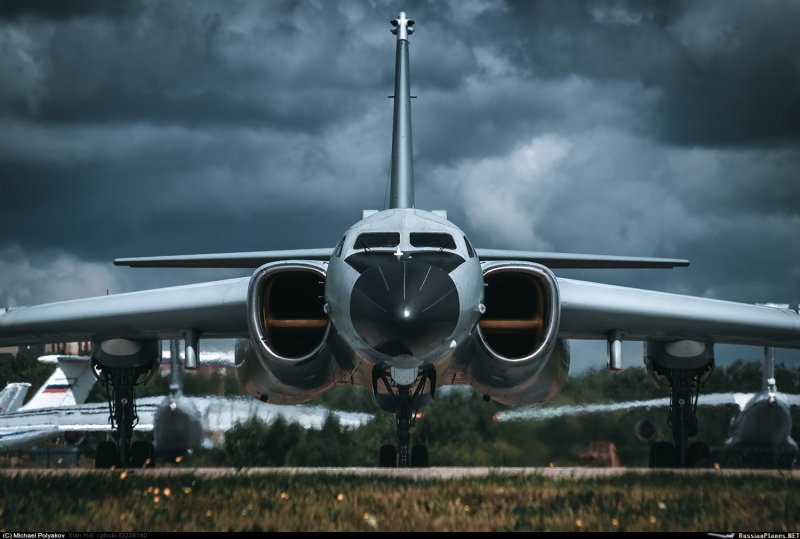 Китайский бомбардировщик h-6k