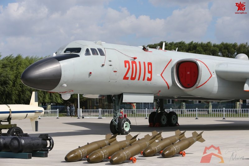 Китайский бомбардировщик Xian h 6k