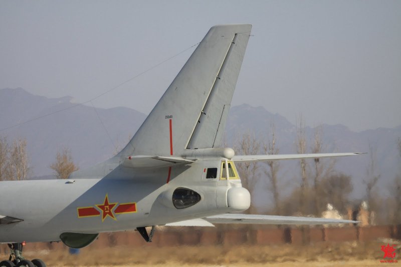 Китайский бомбардировщик h-10
