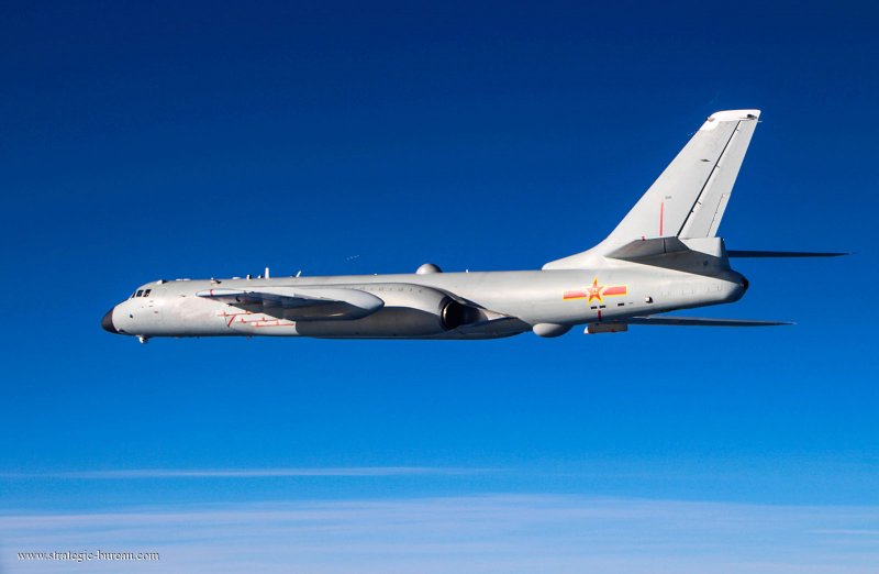 Бомбардировщиков h-6k