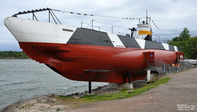 Внутри подводной лодки u-4712