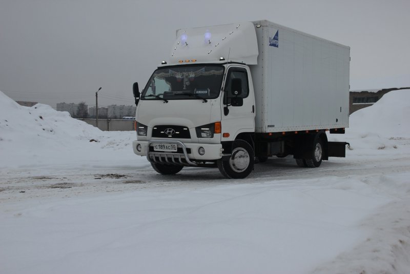 Машина Hyundai hd72