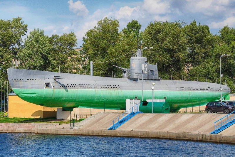 Подводная лодка д-2 Народоволец в Санкт-Петербурге
