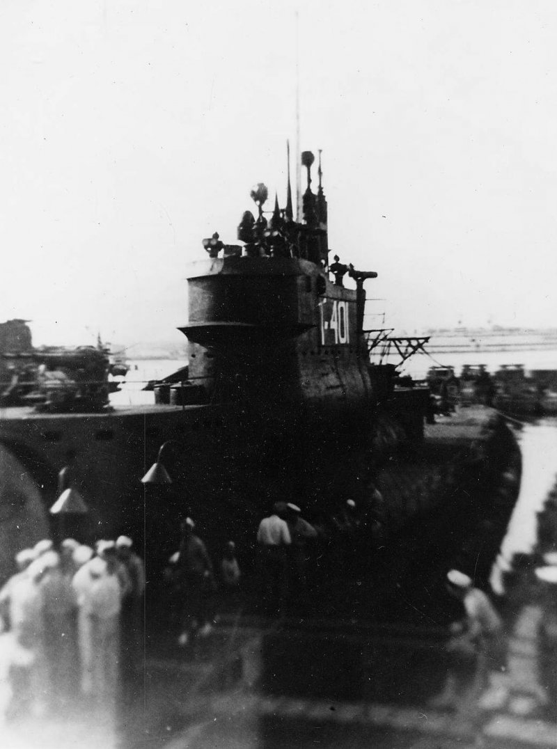 Японская авианесущая подводная лодка i-401