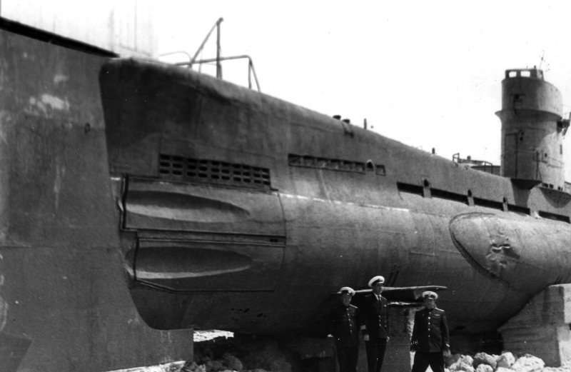 Подводная лодка м-240