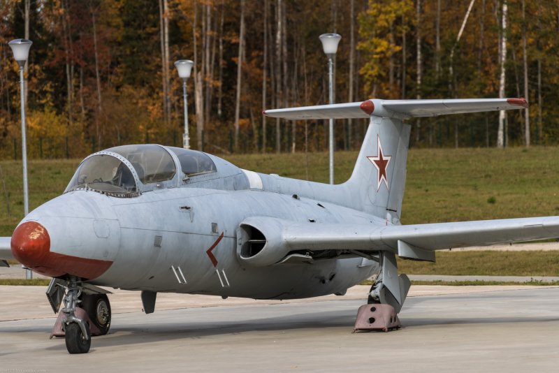 Aero l-29 Delfin