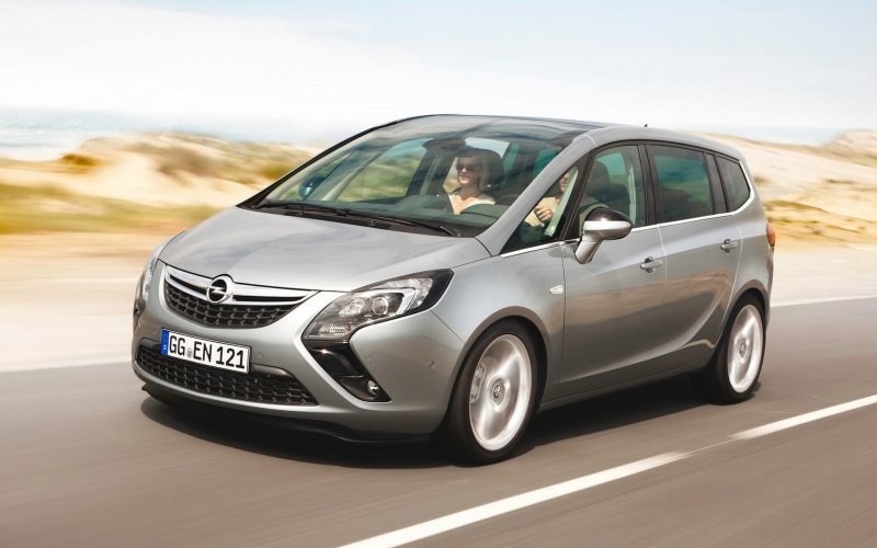 Opel Zafira 2021