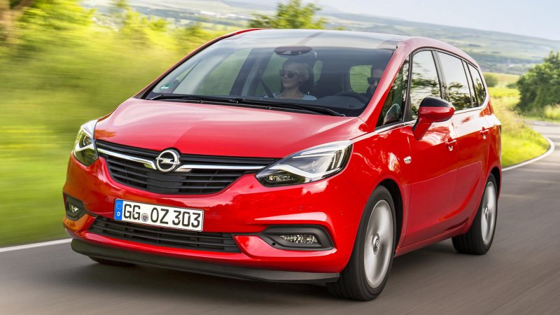 Opel Zafira OPC 2013