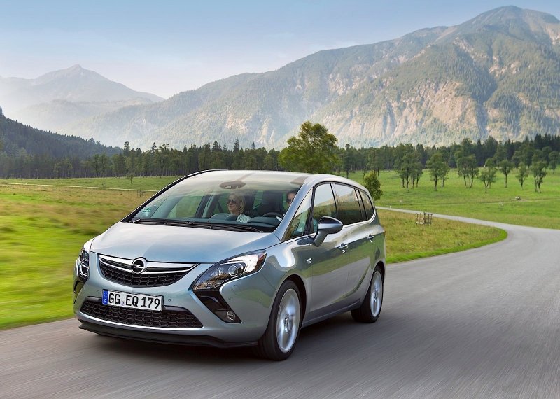 Opel Zafira Tourer 2012