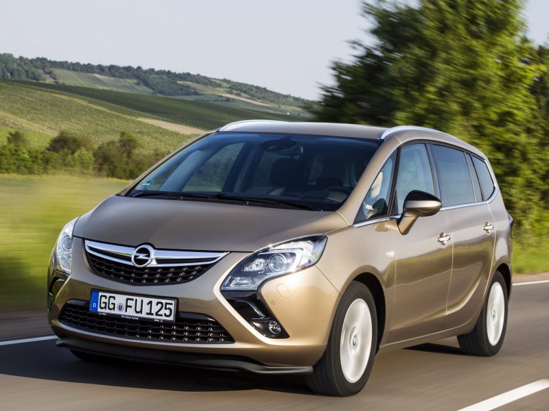 Opel Zafira Tourer 2012