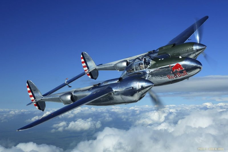 Самолет p-38 «Лайтнинг»
