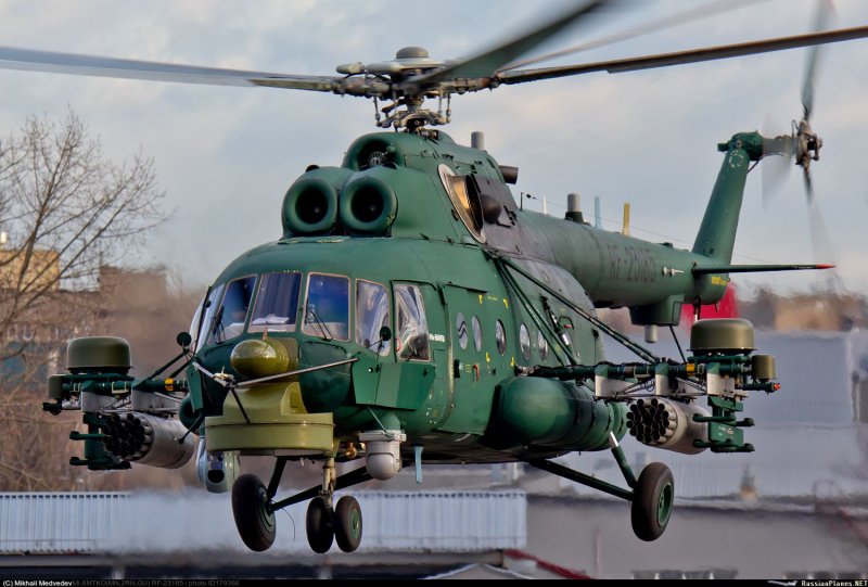 Ми-8 вертолёт