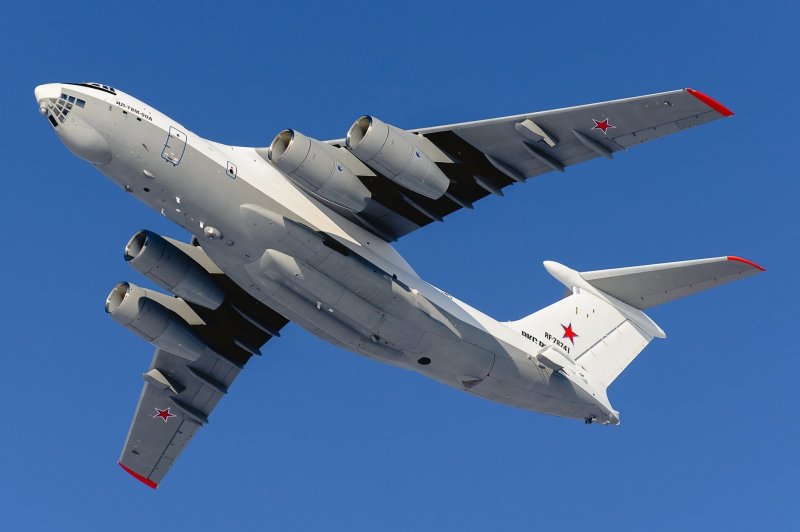 Топливозаправщик ил-78м-90а