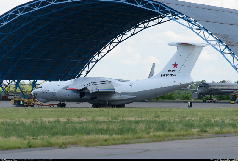 Самолёт топливозаправщик ил-78