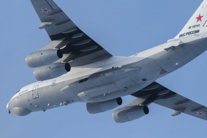 Самолет-заправщик ил-78м-90а