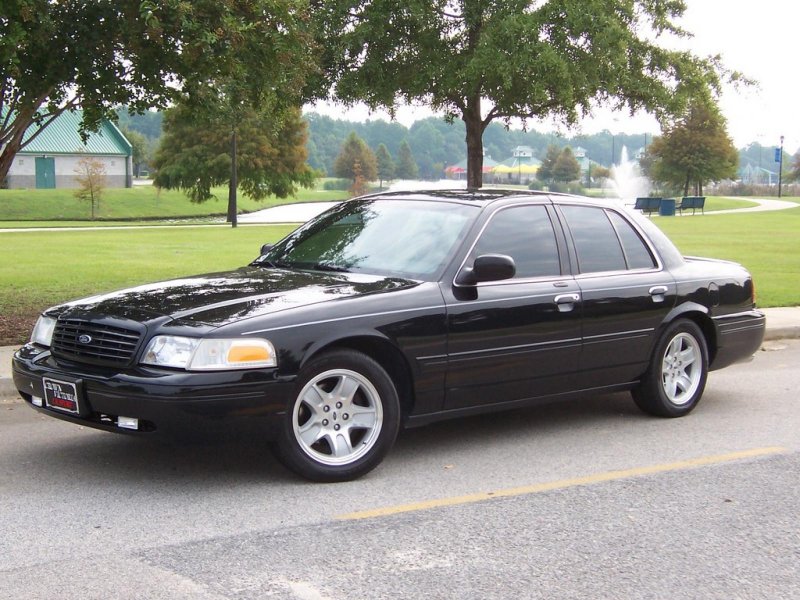 Ford Crown Victoria 2011