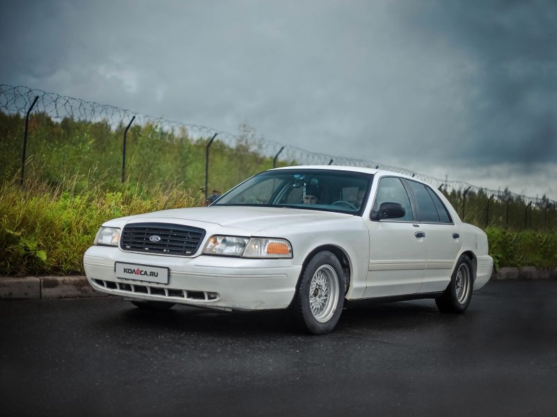 Ford Crown Victoria 1995