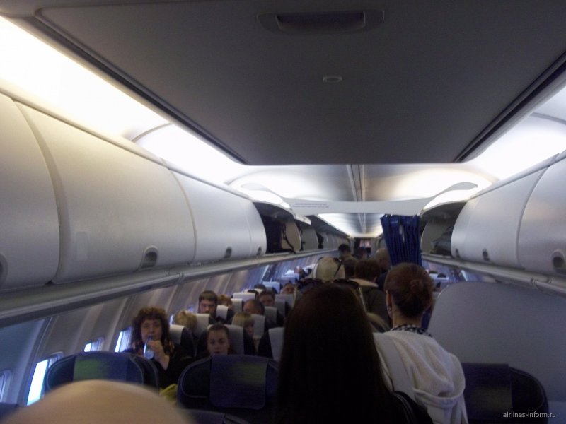 Боинг 737 800 вид из салона самолета