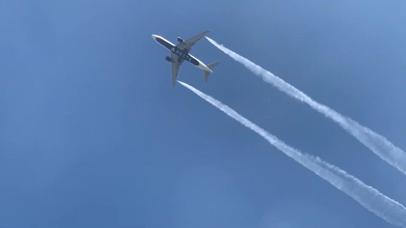 Delta Airlines 4