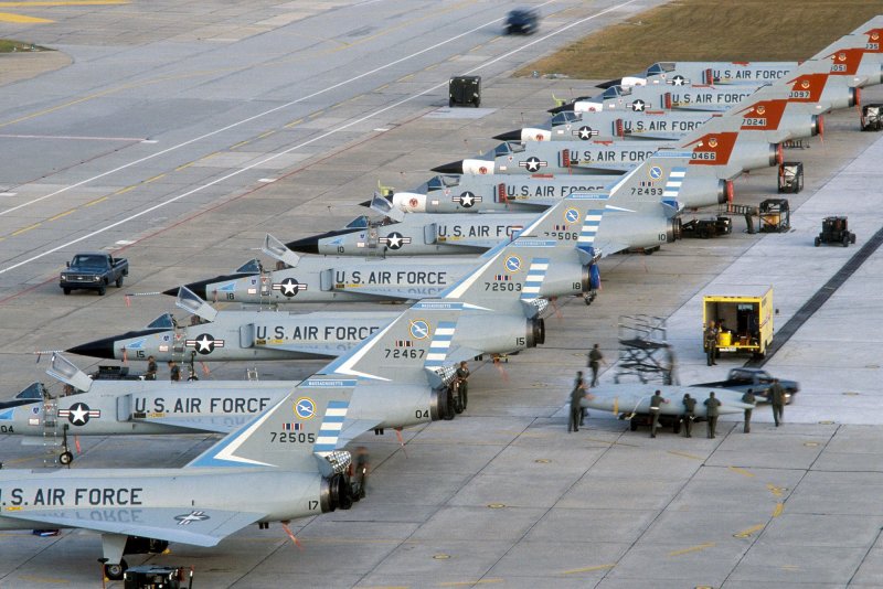 F-106 перехватчик