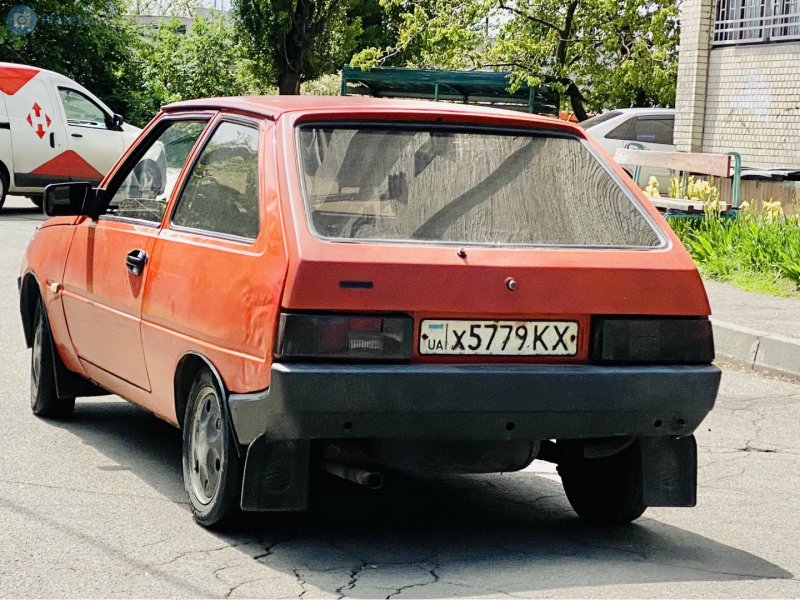 ЗАЗ Таврия 1102 stance