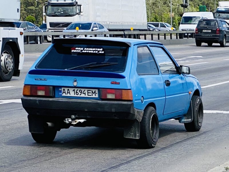 ЗАЗ 1102 Таврия спорт
