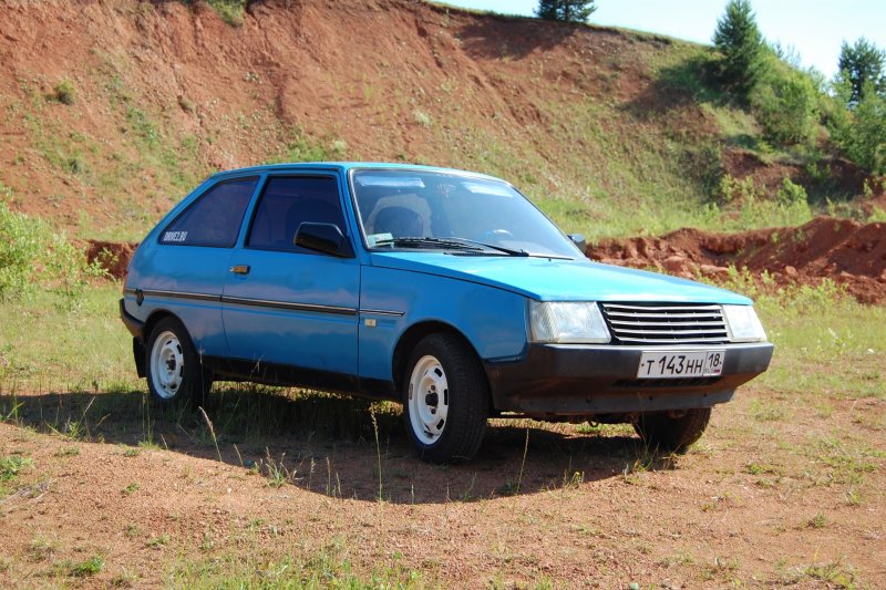 ЗАЗ 1102 Таврия белая