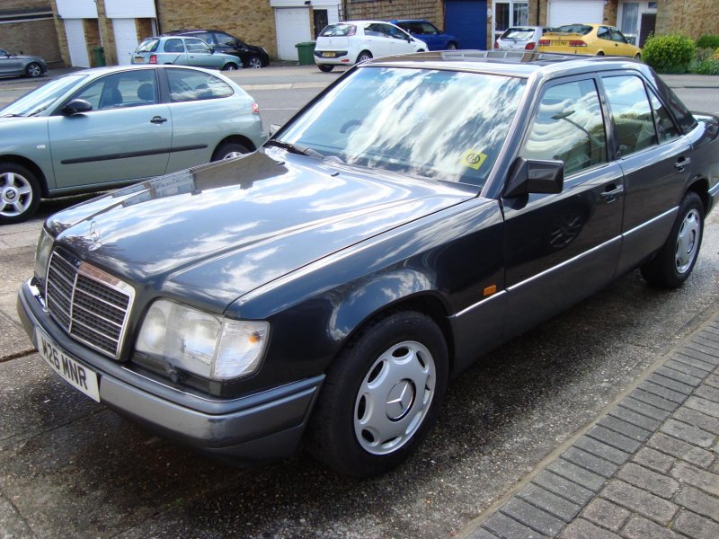 Mercedes Benz w124 e300