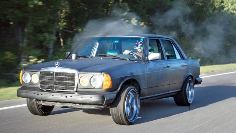 Mercedes w123 Drift