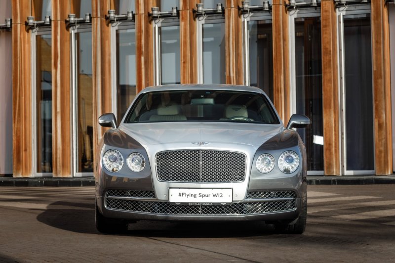 Бентли Flying Spur