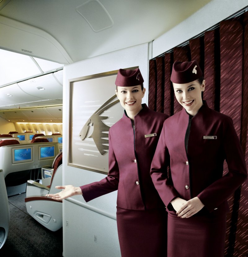Форма бортпроводников Qatar Airways