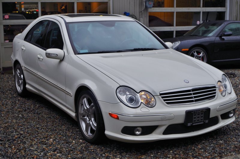 Мерседес Бенц w203