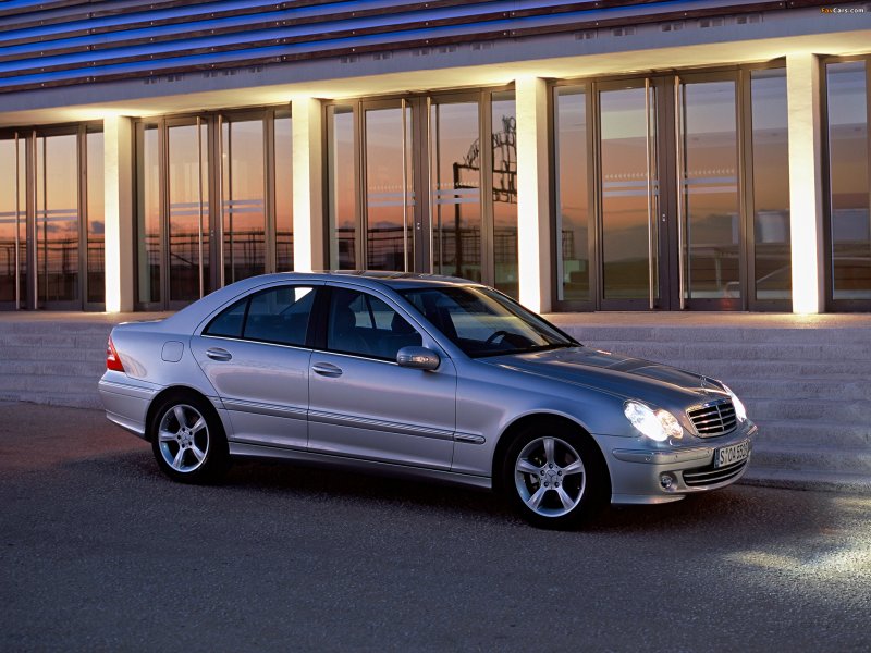 Мерседес Бенц w203