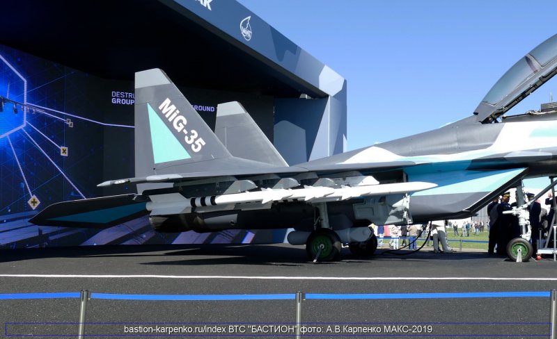 Самолёт г-28 Кречет
