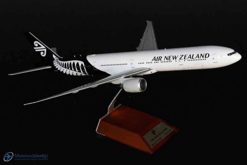 Боинг 777 300 Минилайнер